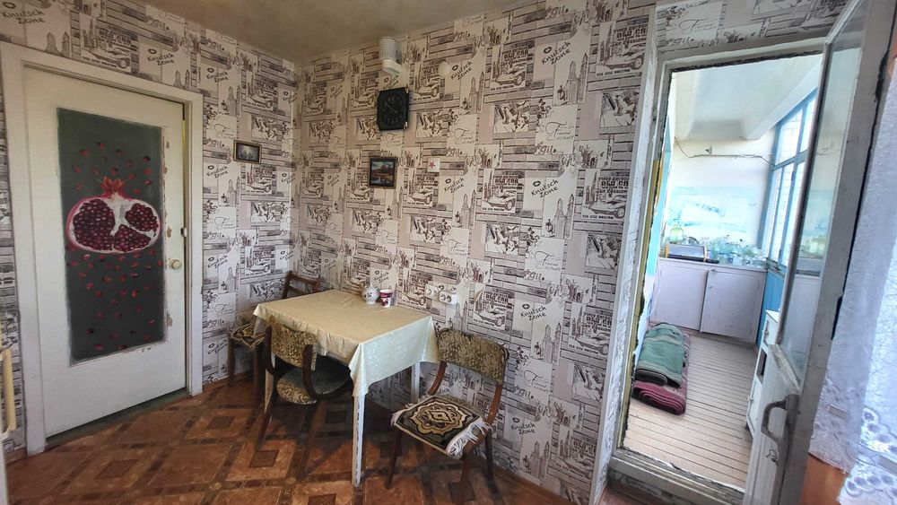 Продаж 3-х к.кв. вул. Республіканська буд. 185 АВТОНОМНЕ ОПАЛЕННЯ.