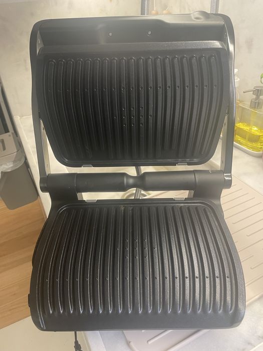 Grelhador Moulinex OptiGrill+ - Como Novo (usado 2x)