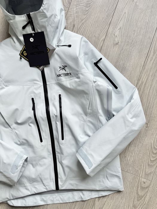 Пуховик Arcteryx 3в1 (ветровка+пуховой подклад)