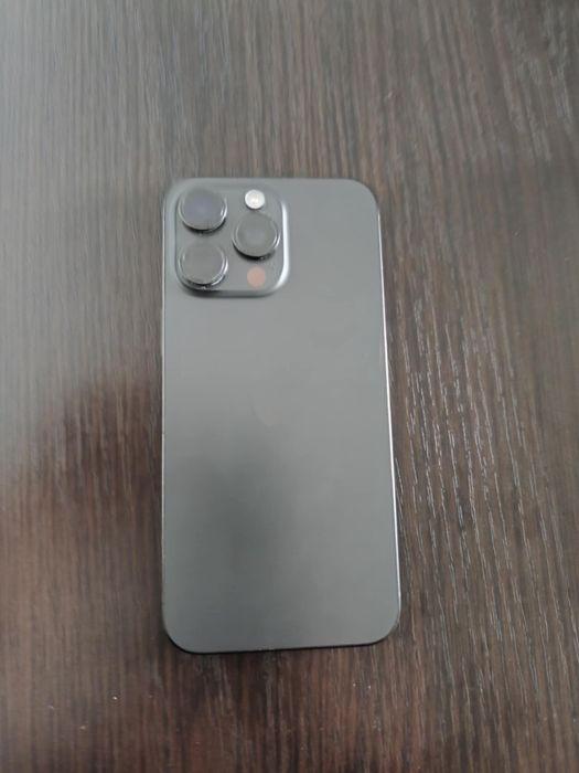 iPhone 15 Pro Max 512 GB.