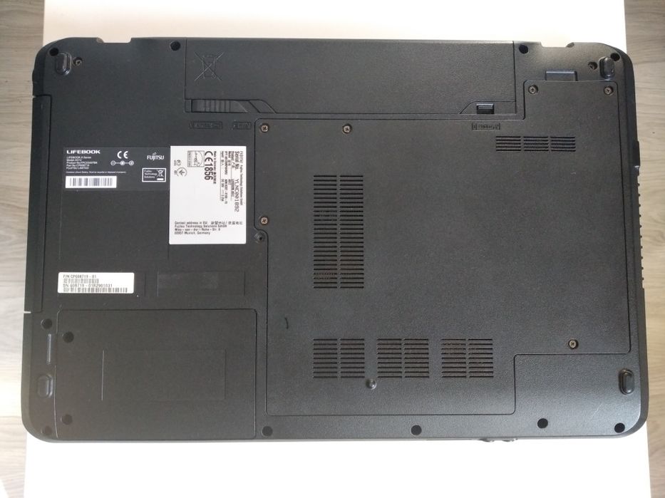 Fujitsu a512  ноутбук