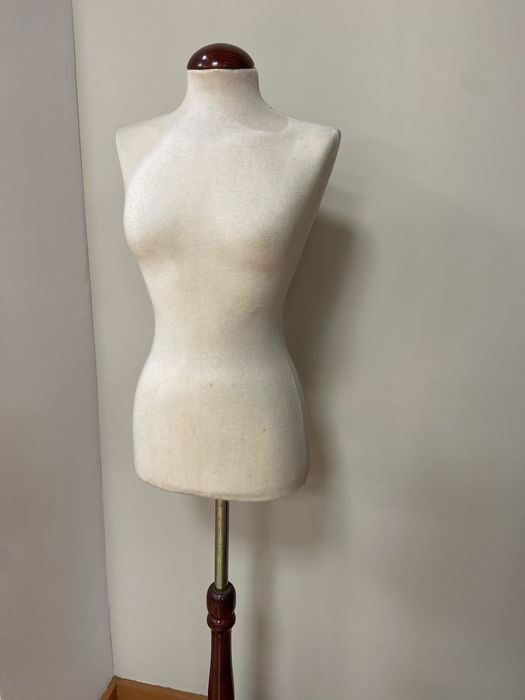 Manequim para loja senhora