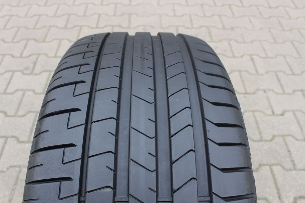 Opona letnia 265/40/21 Pirelli P Zero Jak nowa