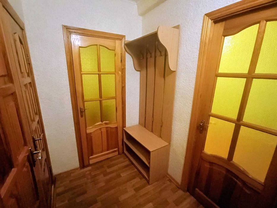 Євро-2 біля метро Оболонь