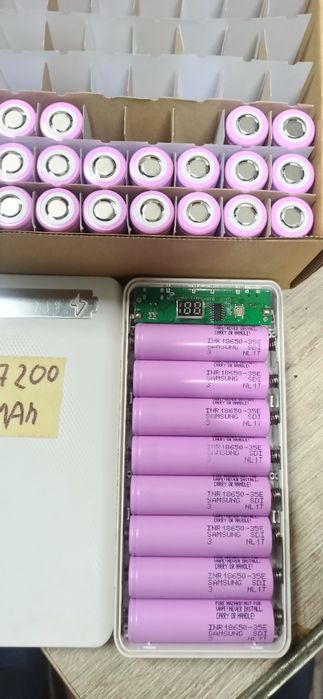 Павербанк 27200 +-27000 акамуляторы Е35 Самсунг