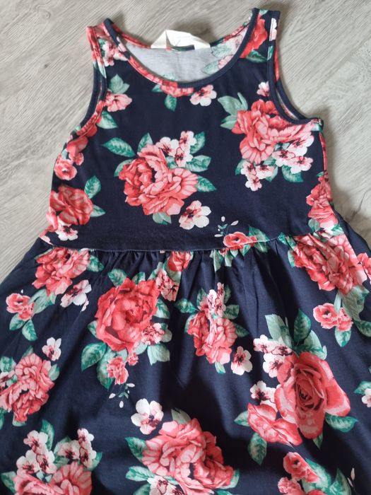 Sukienki H&M rozmiar 122/128