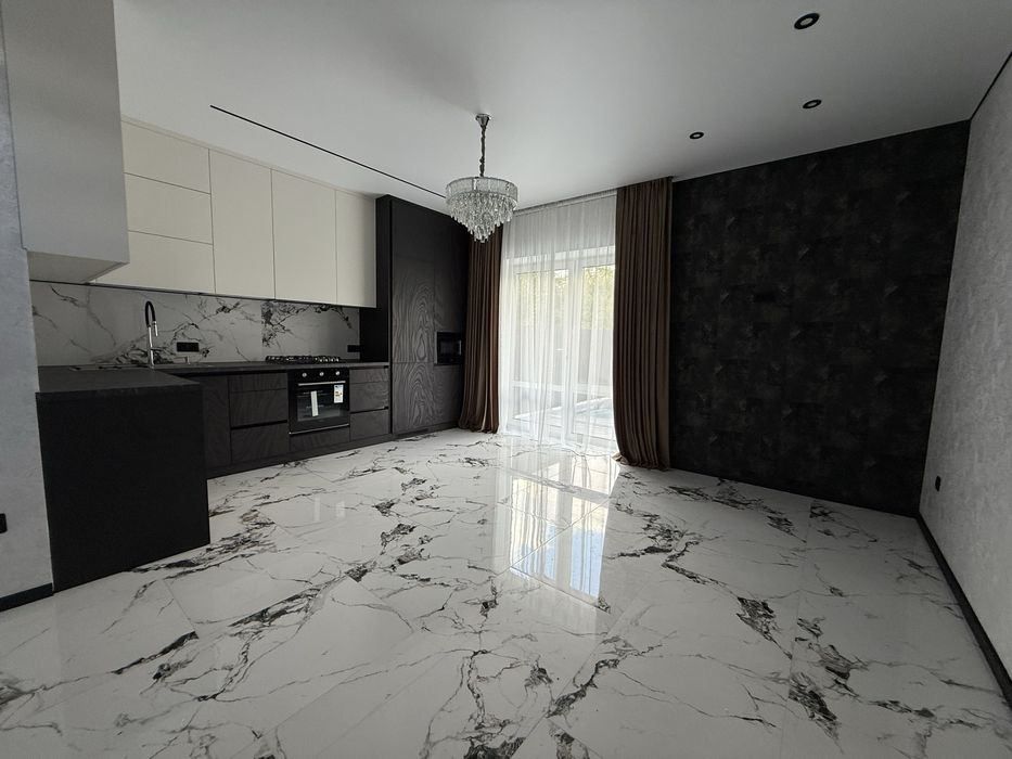 Продам дуплекс з ремоном