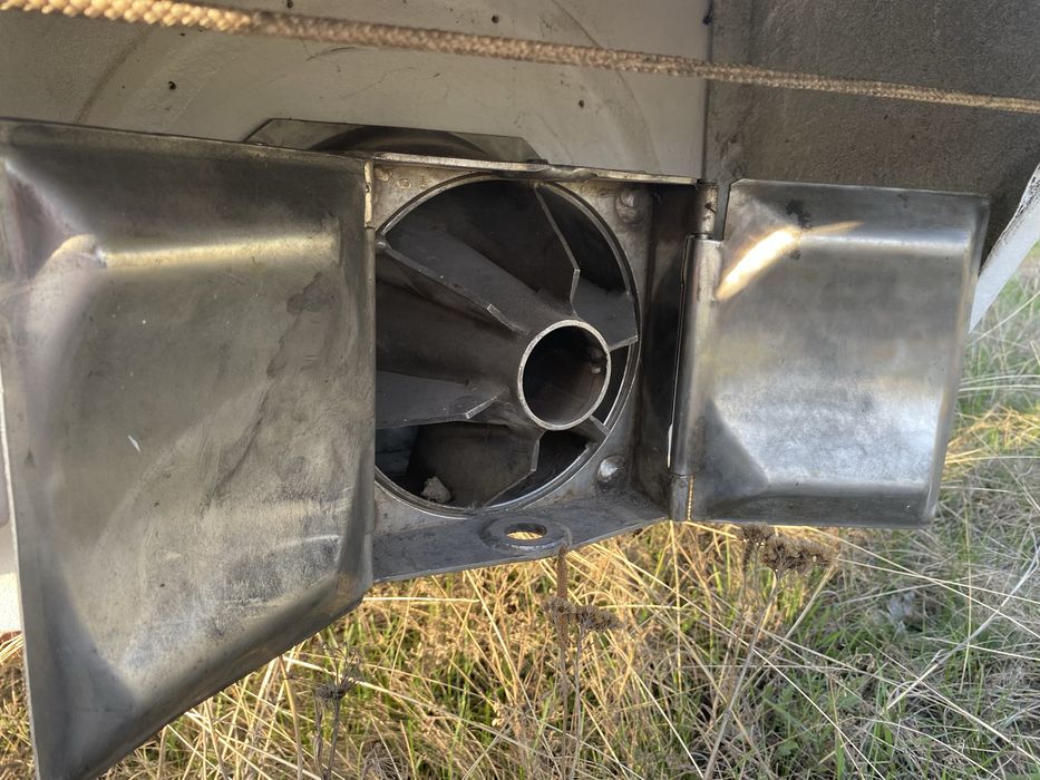 Катер КРИМ 4 водомет