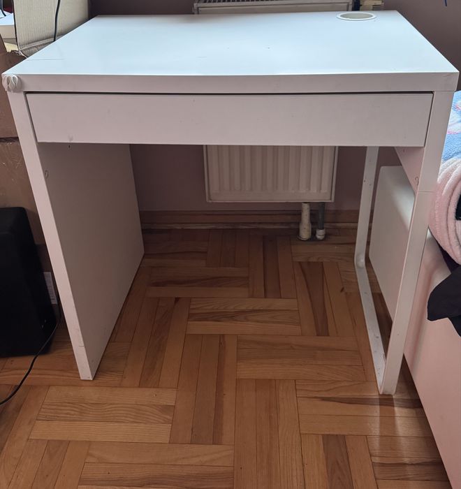 Biurko małe białe  IKEA