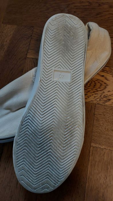 Nowe białe wsuwane trampki - rozmiar 39