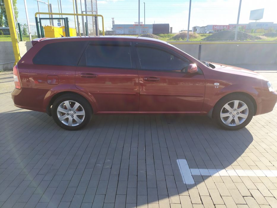 Chevrolet  lachetti  2008