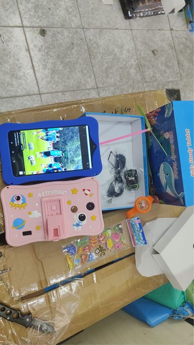 Tablet stitch e astronauto