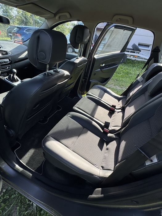 Renault Grand Scenic 2010 1.9 diesel 7miesc