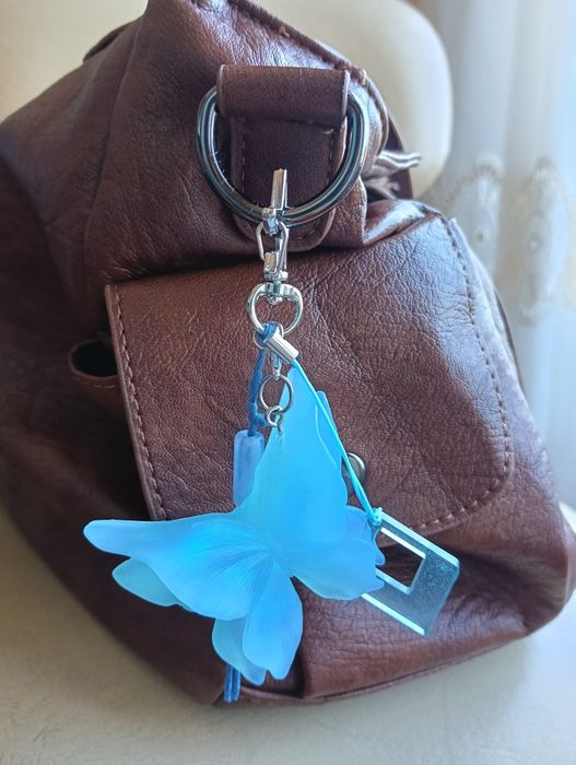 Bag charm artesanal borboleta