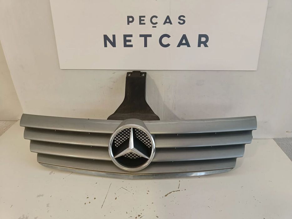 Grelha Mercedes w203 c coupe 2001