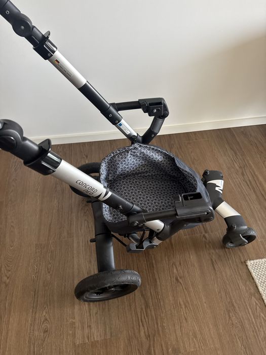 Carrinho de Bebé Concord Neo Trio – Passeio + Alcofa + Babycoque | Bom Estado