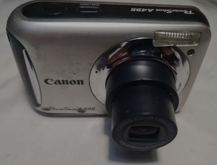 Цифровой фотоаппарат Canon PowerShot A495.статуэтк,sharp