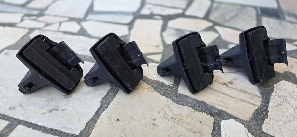 Fixador mais pé para barras de tejadilho