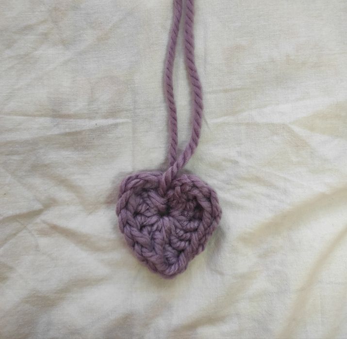 Fioletowa zawieszka serce