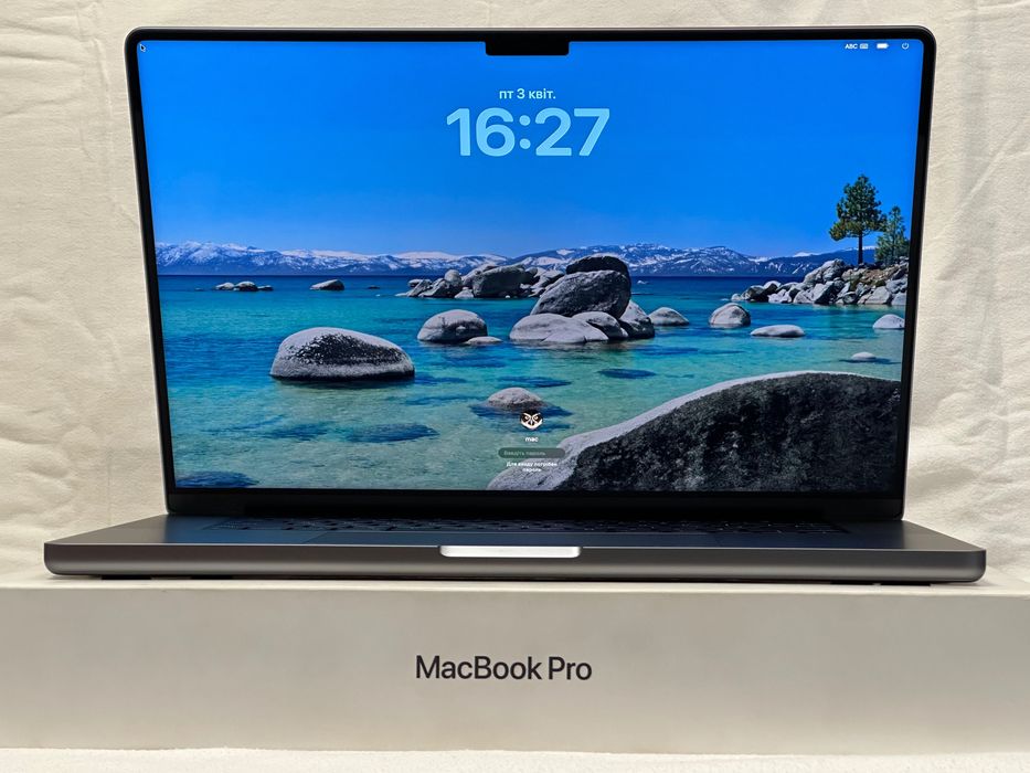 極美品MacBookPro 16インチ M1 32/500GB 16コア Amazon.co.jp: 【整備済み品】 Apple MacBook Pro 2021 (16インチ,32GB