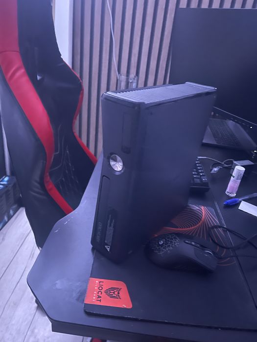 konsola XBOX 360 bez kontrolera + kinect