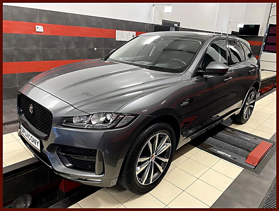 Jaguar F-Pace