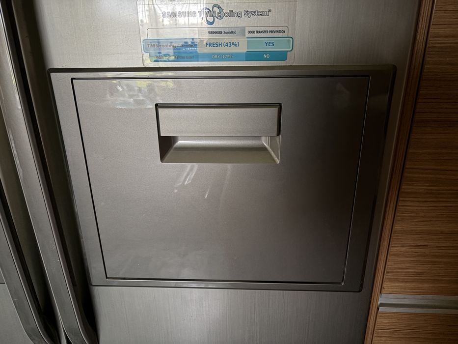 Lodowka samsung side by side dwudrzwiowa chlodziarka zamrazarka lód