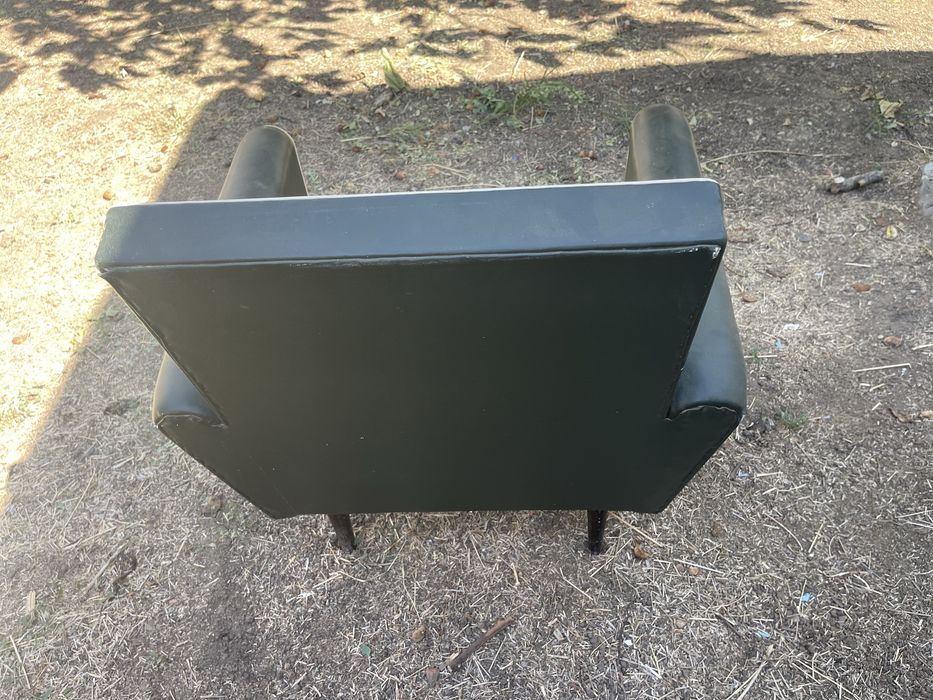 Vende-se par de cadeirões vintage