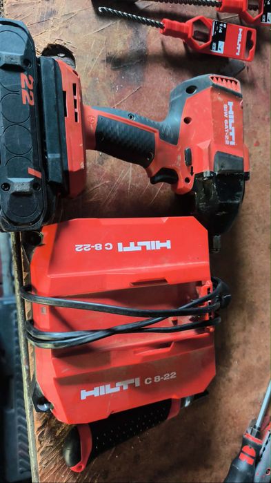 Zakrętarka / klucz udarowy Hilti