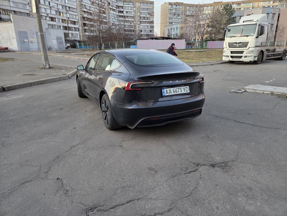 tesla model 3 highland 2024
