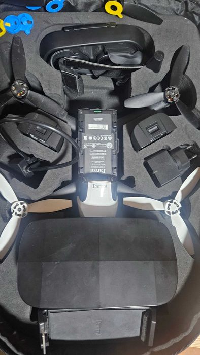Drones Parrot Bebop 2 com extras