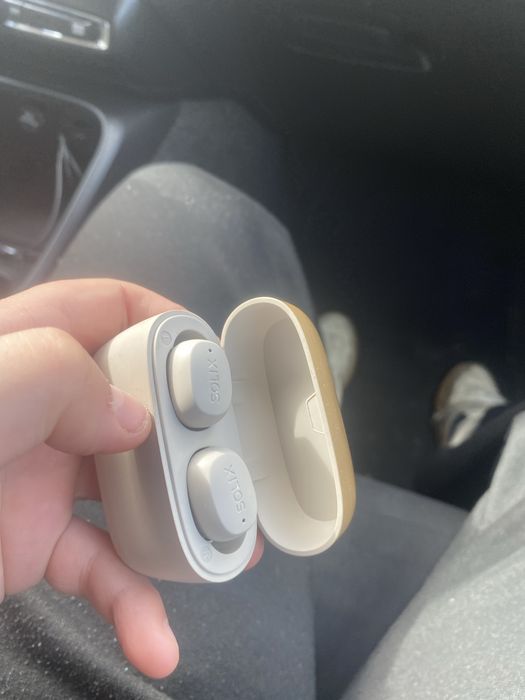 Vendo fones de ouvidos  de bluetuth sem fio da marca solix