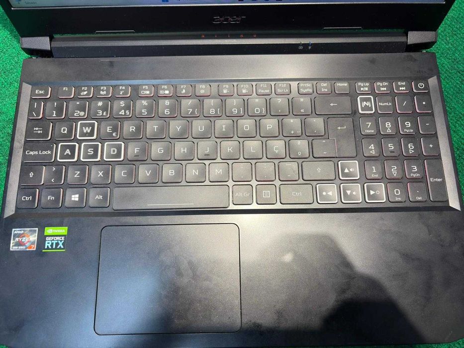 Acer Nitro5 R7 5800H, RTX 3070, 16GB Ram, 1TB M.2