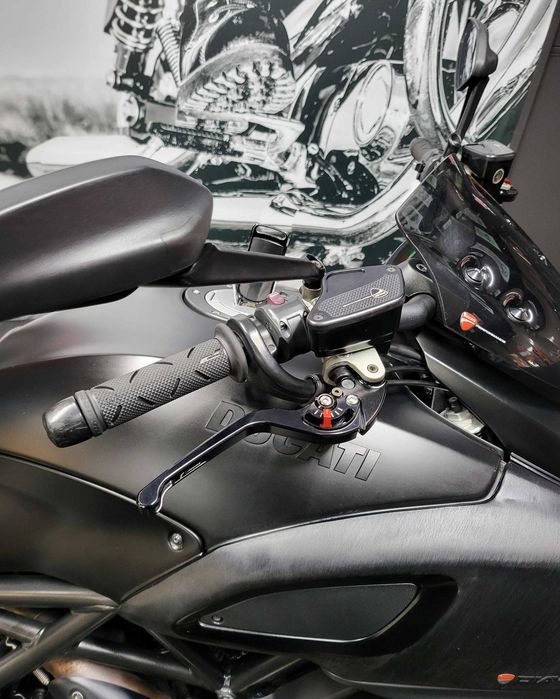 Ducati Diavel 1200 / 2013