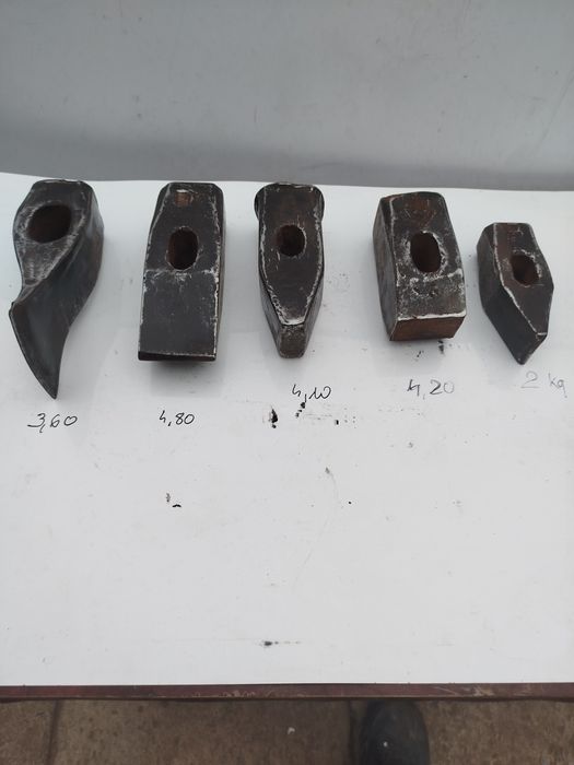 Stare młotki siekiery