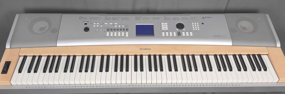 Yamaha DGX 620 Pianino Elektryczne + Stojak