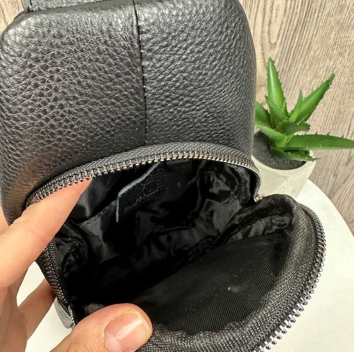 Чоловіча шкіряна мужская кожаная бананка чорна нова барсетка кожа 777