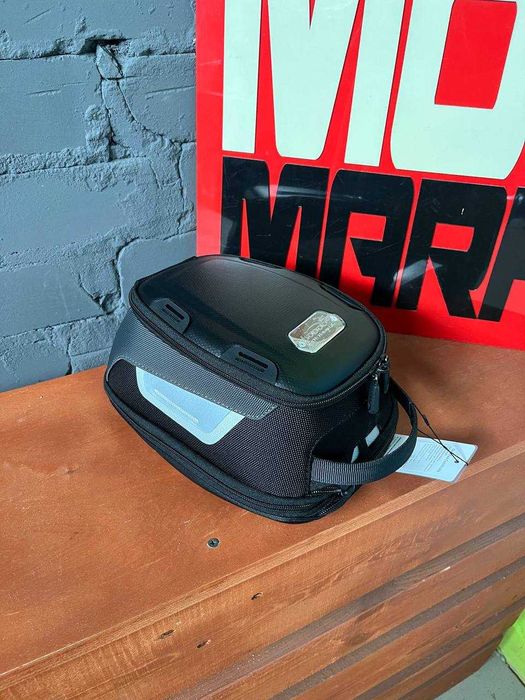 Сумка на бак мотоцикла Loboo 6.5л