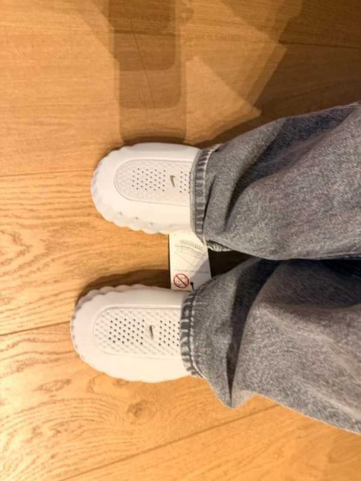 Nike Mind 001 Slide Light Smoke Grey Rozmiar 42