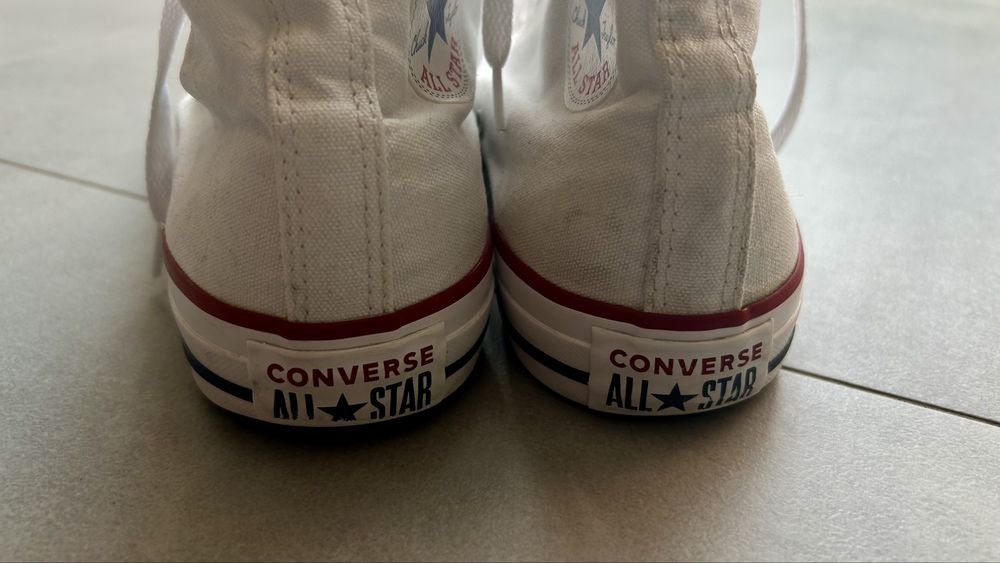 All Star em bota. Tamanho 40