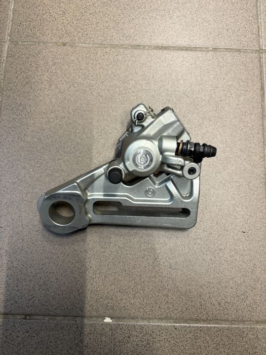 Zacisk hamulcowy tylny ktm sx,exc,sxf brembo