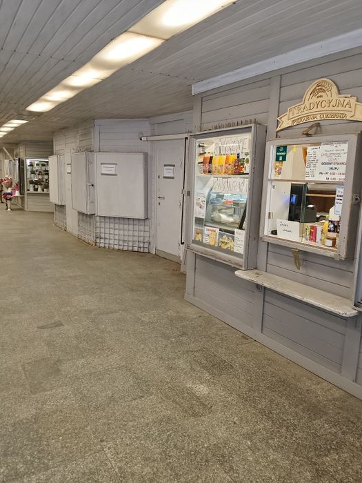Pawilon handlowy Gdynia Główna Osobowa