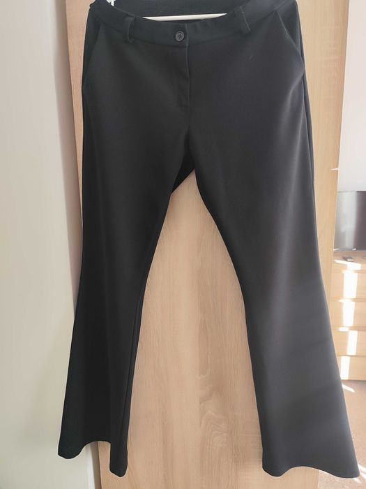 Spodnie Dzwony Czarne rozmiar 38/40