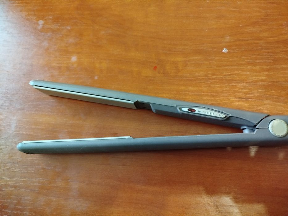 Утюжок для волосся