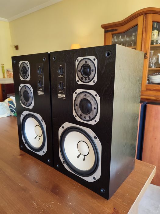 Yamaha NS-100M Colunas Monitoras de Referência