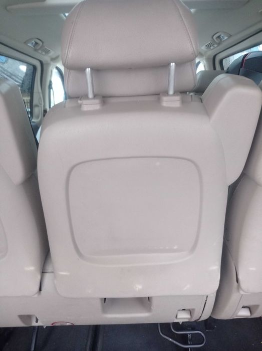 Тримісна лавка 2+1 Mercedes Viano W639 шкіра бежева Lugano Ambiente