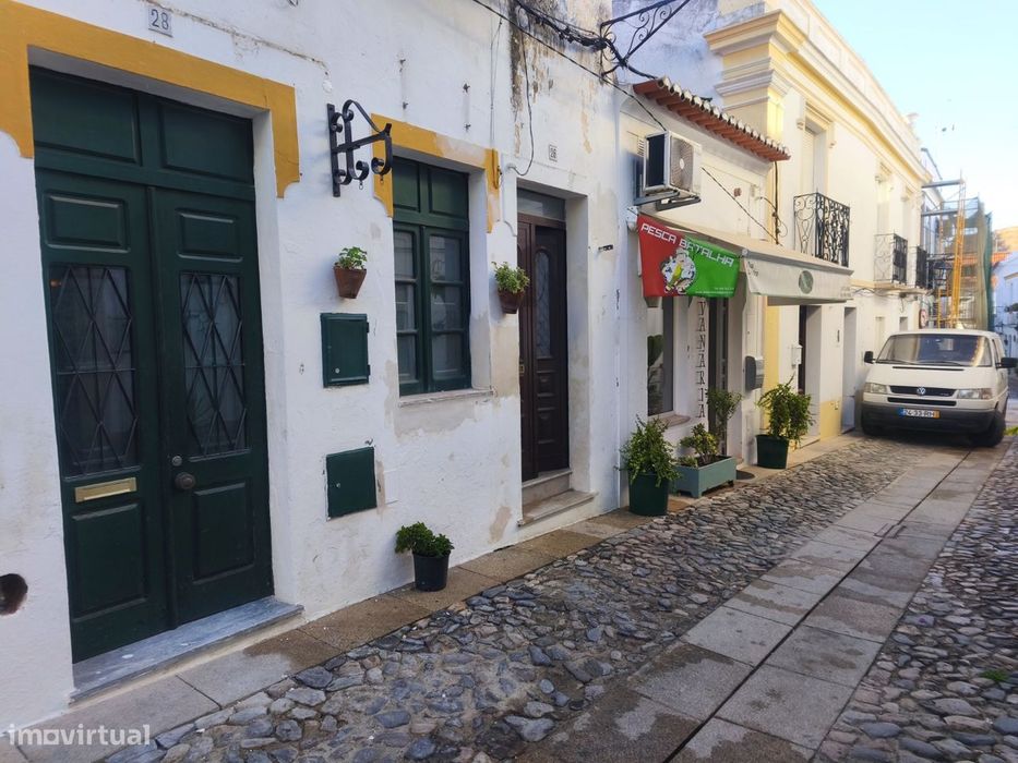 Andar de Moradia no Centro de Moura com Garagem e Terraço