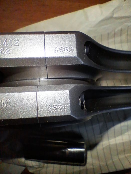 Ковані шатуни CARRILLO.