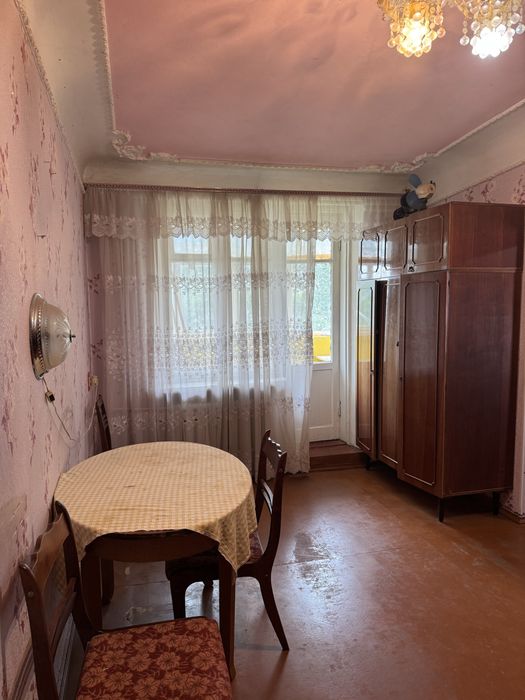 Продам 2-кім. квартиру ,Цукровий завод
