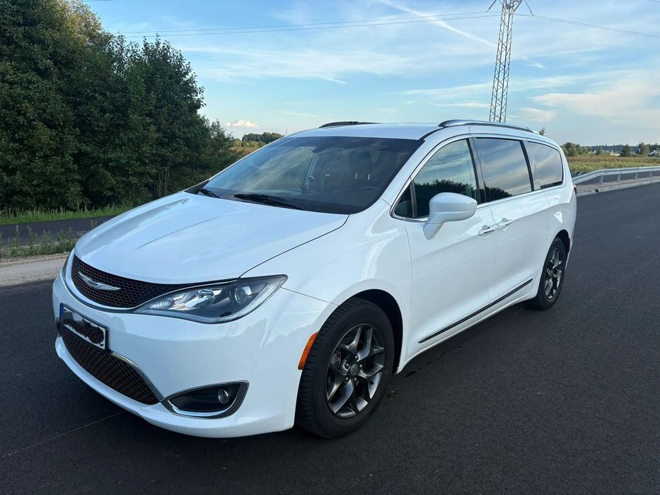 Chrysler Pacifica